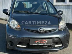 Grau Gebraucht 2012 Toyota Aygo Cool Kleinwagen | 4.599 € (Fairer Preis)