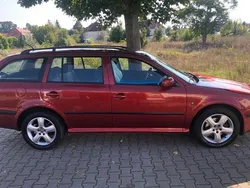 Rot Gebraucht 2003 Skoda Octavia Kombi | 1.500 € (Fairer Preis)