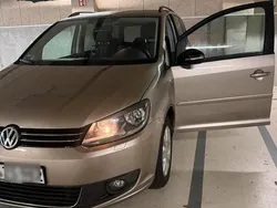 Beige Gebraucht 2012 VW Touran Highline Van / Kleinbus | 10.500 € (Fairer Preis)