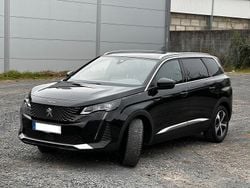 Schwarz Gebraucht 2024 Peugeot 5008 GT Van / Kleinbus | 35.000 €