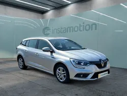 Grau Gebraucht 2020 Renault Mégane IV Business Van / Kleinbus | 16.440 € (Fairer Preis)