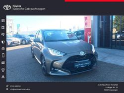 Manganbronze metallic Gebraucht 2024 Toyota Yaris Hybrid Comfort Limousine | 21.890 € (Fairer Preis)