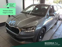 5x graphitegrau metallic Gebraucht 2022 Skoda Fabia Ambition Limousine | 16.488 € (Fairer Preis)