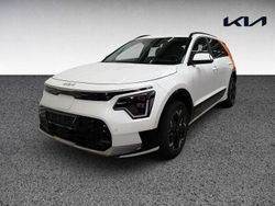 Weiß Gebraucht 2024 Kia e-Niro Inspiration SUV | 31.420 € (Etwas zu teuer)