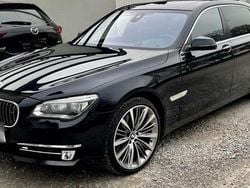 Schwarz Gebraucht 2014 BMW 750L Limousine | 15.990 € (Guter Preis)