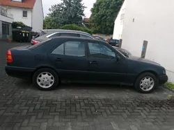 Gebraucht 1993 Mercedes C180 Limousine | 2.000 €