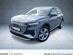 Grau Gebraucht 2022 Audi Q4 e-tron S-Line SUV | 26.420 € (Guter Preis)