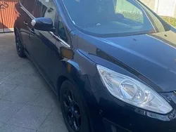 Schwarz Gebraucht 2012 Ford C-MAX Van / Kleinbus | 6.000 €
