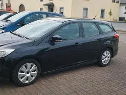 Schwarz Gebraucht 2011 Ford Focus Trend Limousine | 3.000 € (Fairer Preis)