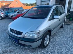 Silber Gebraucht 2003 Opel Zafira Elegance Van / Kleinbus | 2.599 € (Etwas zu teuer)