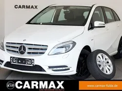 Weiß Gebraucht 2012 Mercedes B180 Van / Kleinbus | 7.900 € (Guter Preis)