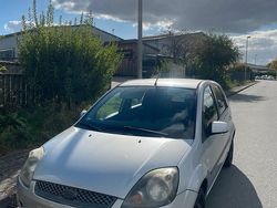 Silber Gebraucht 2008 Ford Fiesta Kleinwagen | 550 € (Superpreis)