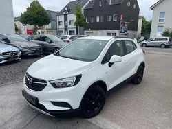 Weiß Gebraucht 2017 Opel Mokka X Selection SUV | 8.997 €