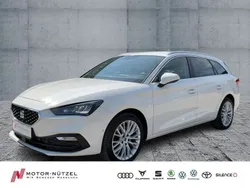 Weiß Gebraucht 2022 Seat Leon ST XCELLENCE Kombi | 18.930 € (Fairer Preis)