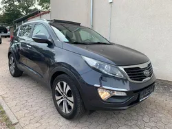 Grau Gebraucht 2012 Kia Sportage Spirit SUV | 9.600 € (Fairer Preis)