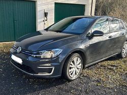 Grau Gebraucht 2020 VW Golf Limousine | 13.700 € (Guter Preis)