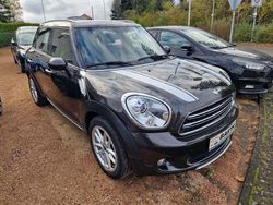 Grau Gebraucht 2016 Mini Cooper Countryman Chili SUV | 12.999 € (Fairer Preis)
