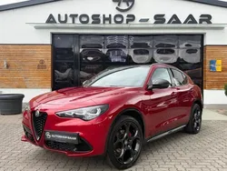 Rot Gebraucht 2024 Alfa Romeo Stelvio Veloce SUV | 44.990 € (Fairer Preis)