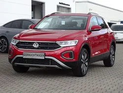Rot Gebraucht 2024 VW T-Roc Pro SUV | 24.400 € (Fairer Preis)