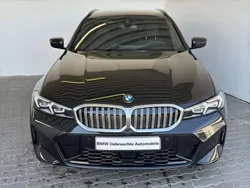 Black sapphire metallic Gebraucht 2024 BMW 318 M Sport Kombi | 38.840 € (Fairer Preis)