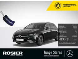 Schwarz / kosmosschwarz Gebraucht 2024 Mercedes A180 Advanced Plus Limousine | 31.475 € (Fairer Preis)