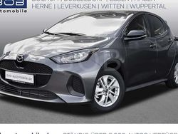 Grau Gebraucht 2025 Mazda 2 Center-Line Limousine | 22.888 € (Etwas zu teuer)