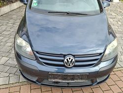 Blau Gebraucht 2005 VW Golf IV Kleinwagen | 3.500 € (Etwas zu teuer)