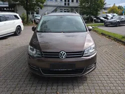 Braun Gebraucht 2011 VW Sharan Highline Van / Kleinbus | 5.900 €