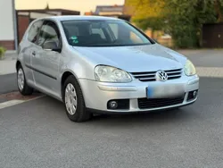 Silber Gebraucht 2007 VW Golf V Kleinwagen | 2.499 € (Fairer Preis)