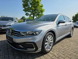 Silber Gebraucht 2020 VW Passat GTE Limousine | 21.490 € (Guter Preis)