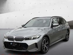 Grau Gebraucht 2025 BMW 330e M Sport Kombi | 59.534 € (Teuer)