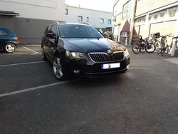 Braun Gebraucht 2014 Skoda Superb Kombi | 9.990 € (Fairer Preis)