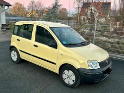Gelb Gebraucht 2009 Fiat Panda Kleinwagen | 800 €