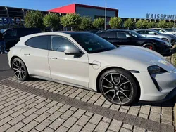 Grau Gebraucht 2023 Porsche Taycan Chrono Limousine | 76.900 € (Teuer)