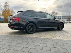 Schwarz Gebraucht 2018 Skoda Superb SportLine Kombi | 22.500 € (Fairer Preis)