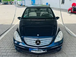 Blau Gebraucht 2005 Mercedes B170 Van / Kleinbus | 4.600 € (Fairer Preis)
