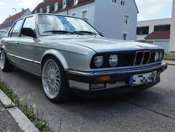 Silber Gebraucht 1986 BMW 324 Limousine | 13.990 €