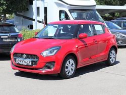 Super black pearl Gebraucht 2021 Suzuki Swift Club Kleinwagen | 14.870 € (Etwas zu teuer)