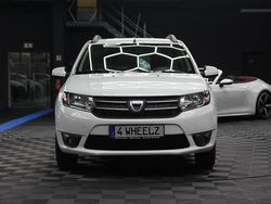 Weiß Gebraucht 2014 Dacia Logan Limousine | 4.750 € (Fairer Preis)