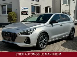 Silber Gebraucht 2017 Hyundai i30 Intro Edition Limousine | 10.950 € (Guter Preis)