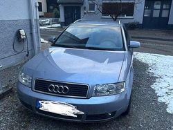 Gebraucht 2004 Audi A4 Kombi | 1.200 € (Guter Preis)