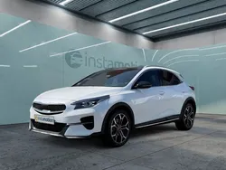 Weiß Gebraucht 2022 Kia XCeed Black Xdition SUV | 27.600 € (Etwas zu teuer)