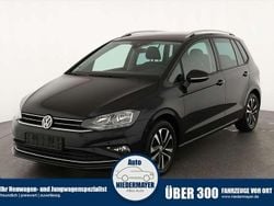 Deep black perleffekt Gebraucht 2019 VW Golf Sportsvan IQ Drive Van / Kleinbus | 15.495 € (Fairer Preis)