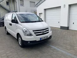 Weiß Gebraucht 2013 Hyundai H-1 Van / Kleinbus | 5.200 € (Fairer Preis)