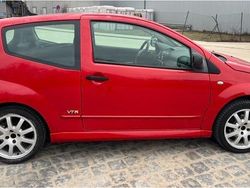 Rot Gebraucht 2006 Citroën C2 VTR Sport Kleinwagen | 900 € (Teuer)