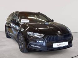 Blackmagic perleffekt Gebraucht 2021 Skoda Octavia Style Kombi | 17.390 € (Etwas zu teuer)