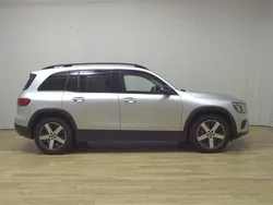 Grau Gebraucht 2022 Mercedes GLB200 Progressive SUV | 23.680 € (Guter Preis)
