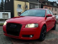 Rot Gebraucht 2005 Audi 200 Limousine | 5.200 €