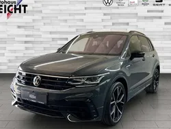 Grau (delfingrau metallic) Gebraucht 2023 VW Tiguan R SUV | 59.987 €