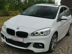 Alpinweiss iii Gebraucht 2016 BMW 220 M Sport Van / Kleinbus | 15.490 € (Fairer Preis)